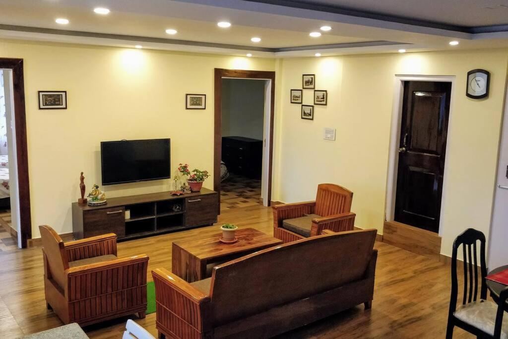 Roseville Σιλόνγκ Εξωτερικό φωτογραφία
